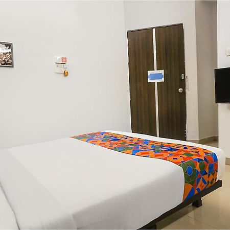 Fabhotel Aura Homes - Nr Khandoba Mandir Pimpri-Chinchwad Zewnętrze zdjęcie